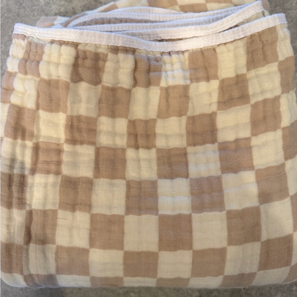 Brixton Phoenix/ everyday leisure  Beige and Cream muslin Checkered Blanket
